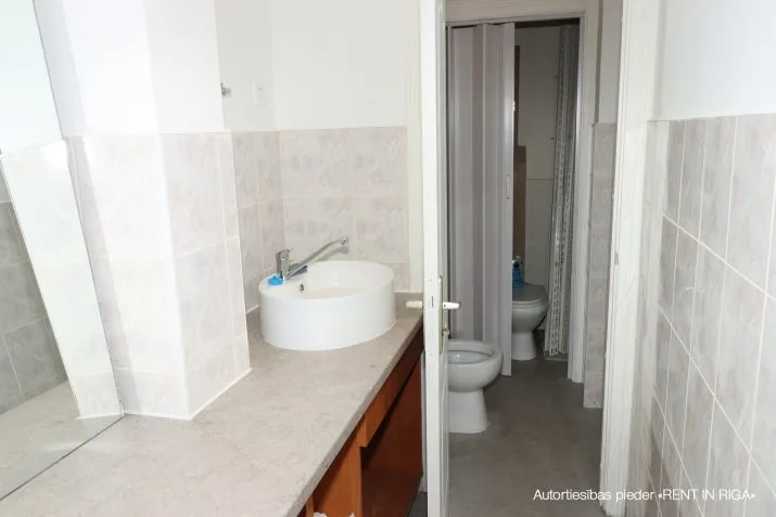 commercial premises For Rent, Birznieka Upīša street 20b, Rīga, Labais krasts, Centrs / 490 € 9
