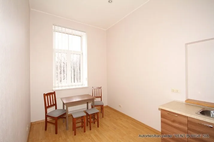 Apartment For Rent, Raina bulvaris street 31, Rīga, Labais krasts, Centrs / 500 € 8