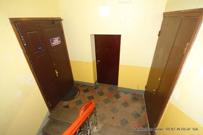 Apartment For Rent, Raina bulvaris street 31, Rīga, Labais krasts, Centrs / 500 € 17