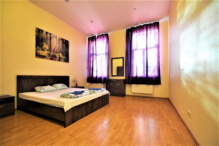 Raina bulvaris iela 31 2