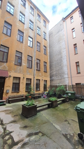 Izīrē dzīvokli, Raina bulvaris iela 31, Rīga, Labais krasts, Centrs / 650 € 20
