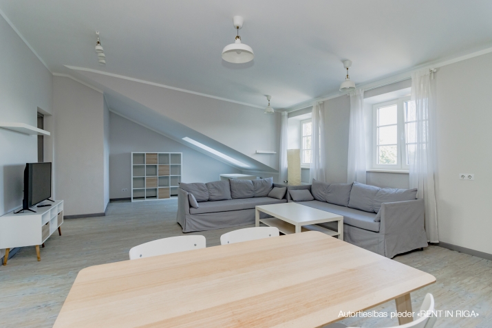 Izīrē dzīvokli, Tallinas iela 65, Rīga, Labais krasts, Centrs / 820 € 2