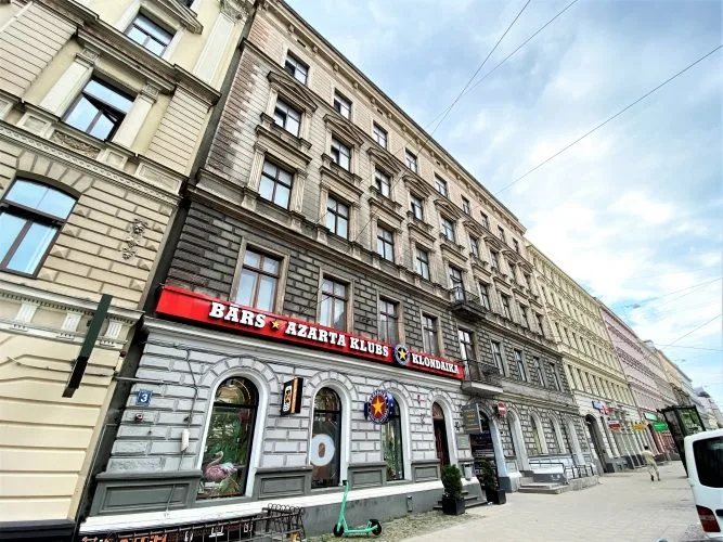 Merķeļa iela 3 1