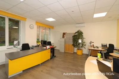 Izīrē biroju, Pētersalas iela 1, Rīga, Labais krasts, Centrs / 4 560 € 4