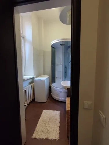 Izīrē dzīvokli, Krišjāņa Valdemāra iela 11, Rīga, Labais krasts, Centrs / 550 € 17