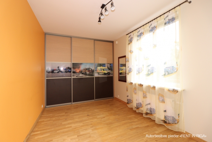 Pārdod māju, Ozolu iela 7, Ādažu novads, Ādaži / 332 000 € 12