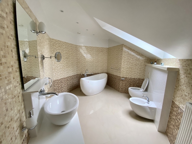 Izīrē māju, Slokas iela 96, Jūrmala, Dubulti / 2 150 € 19