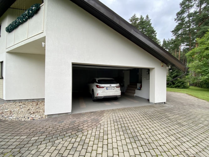 Izīrē māju, Slokas iela 96, Jūrmala, Dubulti / 2 150 € 31