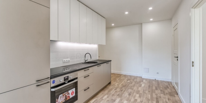 Pārdod dzīvokli, Tallinas iela 90b, Rīga, Labais krasts, Centrs / 57 000 € 3