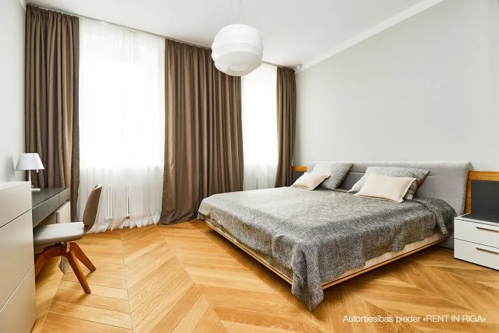 Apartment For Rent, Elizabetes street 18, Rīga, Labais krasts, Centrs / 2 357 € 11