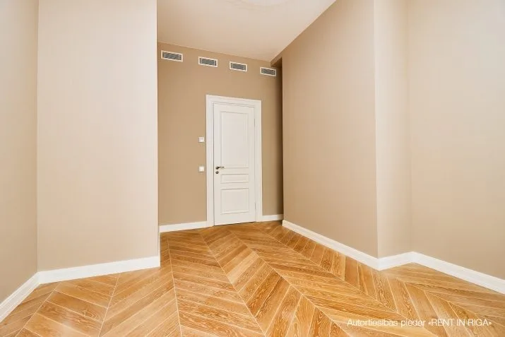 Apartment For Rent, Elizabetes street 18, Rīga, Labais krasts, Centrs / 2 623 € 20