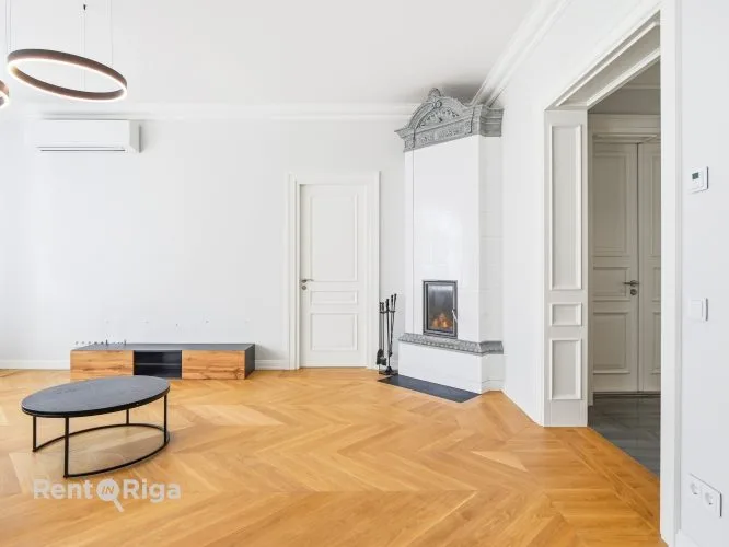 Apartment For Rent, Elizabetes street 18, Rīga, Labais krasts, Centrs / 3 942 € 9