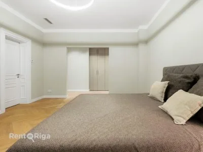Apartment For Rent, Elizabetes street 18, Rīga, Labais krasts, Centrs / 3 942 € 18