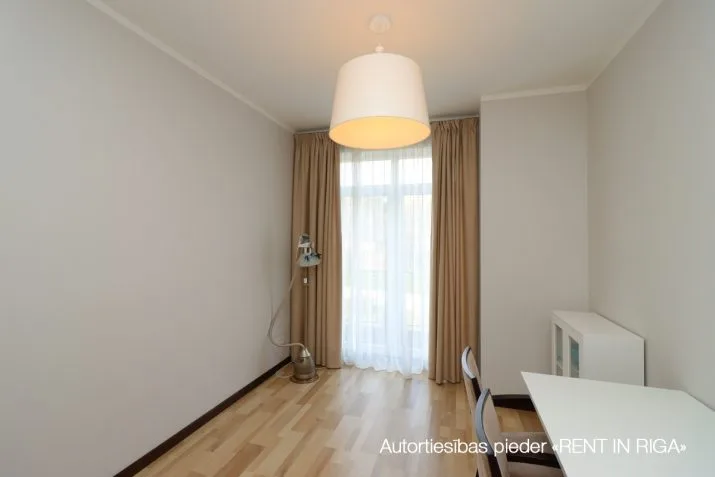 Vienības prospekts iela 34 7