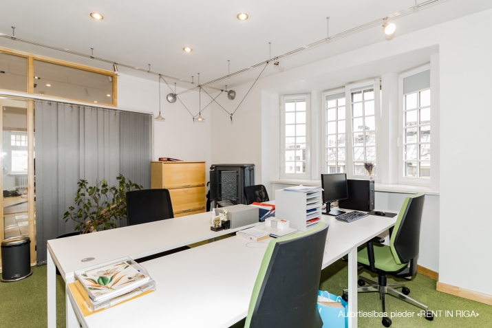 Pārdod biroju, Brīvības iela 47, Rīga, Labais krasts, Centrs / 275 000 € 9