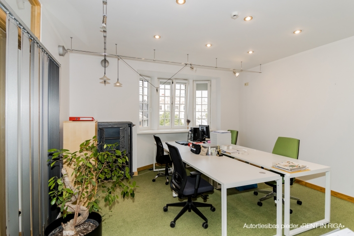 Pārdod biroju, Brīvības iela 47, Rīga, Labais krasts, Centrs / 275 000 € 10