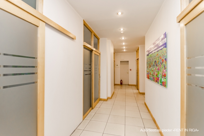 Pārdod biroju, Brīvības iela 47, Rīga, Labais krasts, Centrs / 275 000 € 19