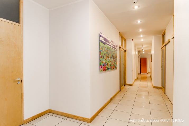 Pārdod biroju, Brīvības iela 47, Rīga, Labais krasts, Centrs / 275 000 € 20