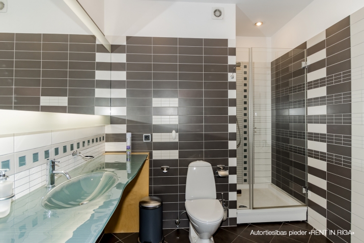 Pārdod biroju, Brīvības iela 47, Rīga, Labais krasts, Centrs / 275 000 € 24