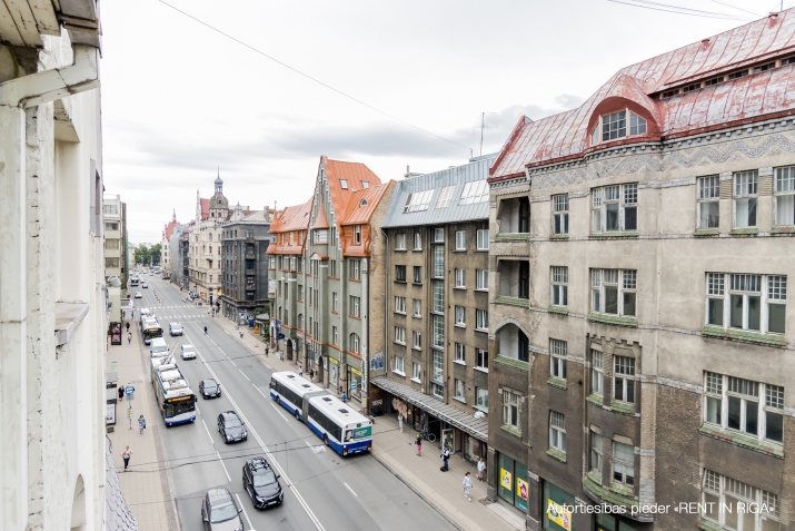 Pārdod biroju, Brīvības iela 47, Rīga, Labais krasts, Centrs / 275 000 € 28