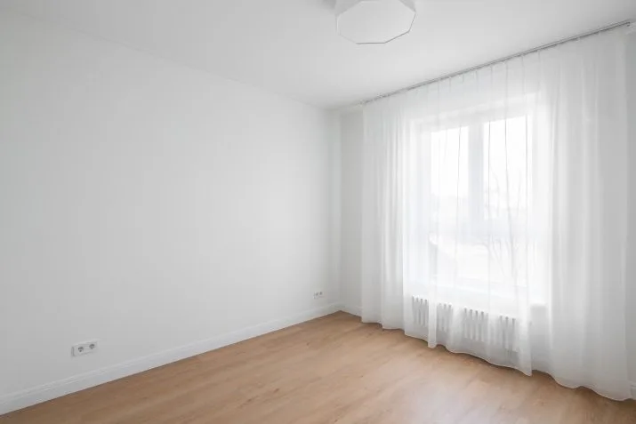 Malduguņu iela 8 6