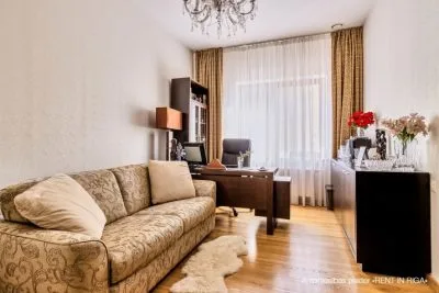 Pārdod māju, Priežu iela 3, Garkalnes novads, Garkalne / 690 000 € 18