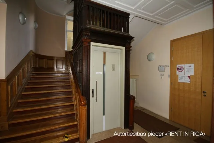 commercial premises For Rent, Eksporta street 5, Rīga, Labais krasts, Centrs / 1 358 € 9