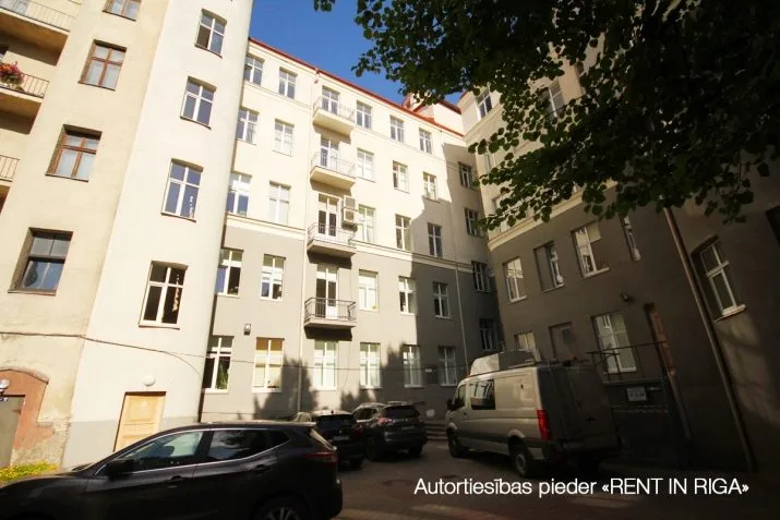 commercial premises For Rent, Eksporta street 5, Rīga, Labais krasts, Centrs / 1 358 € 10