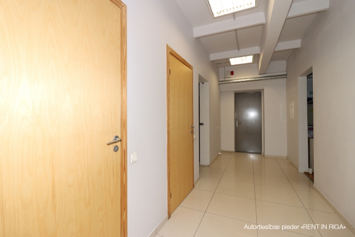 Izīrē biroju, Uriekstes iela 2A, Rīga, Labais krasts, Centrs / 1 050 € 6