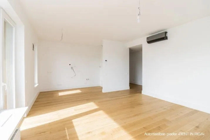 Jaunā Mežaparka iela 32 7