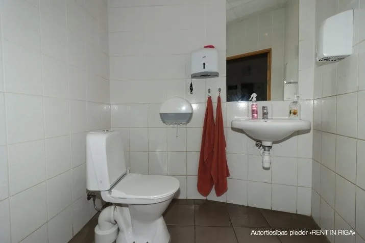 Pārdod biroju, Ieriķu iela 67a, Rīga, Labais krasts, Pļavnieki / 1 600 000 € 19