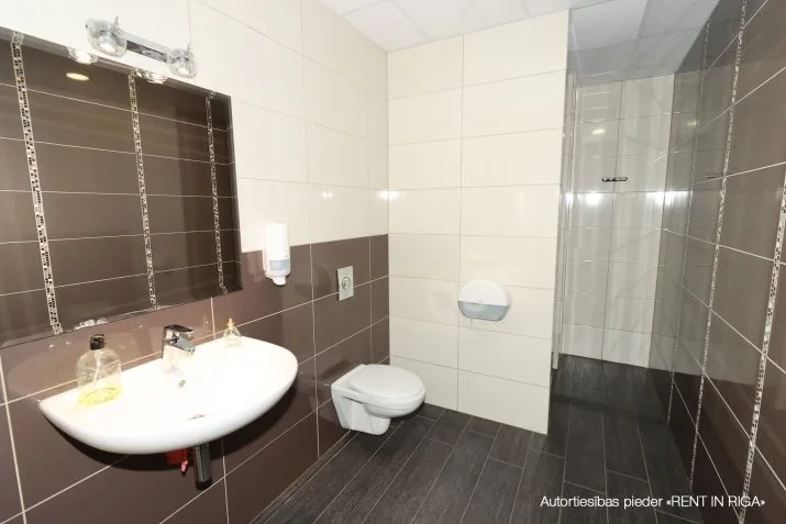 Izīrē biroju, Straupes iela 3, Rīga, Labais krasts, Pļavnieki / 503 € 9