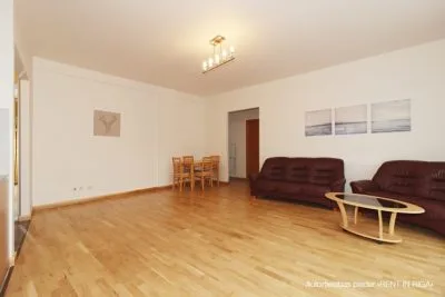 Izīrē dzīvokli, Valguma iela 31, Rīga, Āgenskalns / 650 € 7