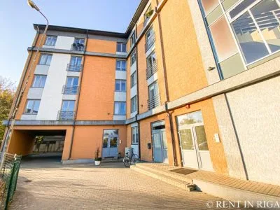 Pārdod dzīvokli, Raiņa iela 3a, Jelgava / 68 000 € 4