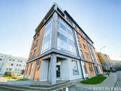 Pārdod dzīvokli, Raiņa iela 3a, Jelgava / 68 000 € 1