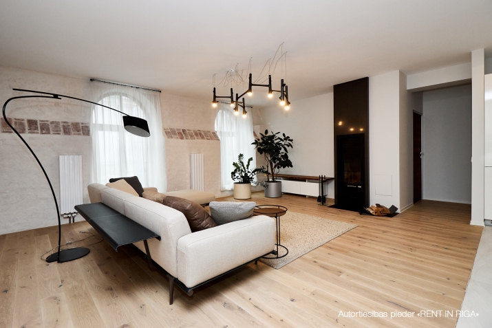 Miesnieku iela 17 4