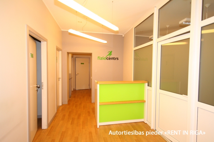 Bruņinieku iela 28 5