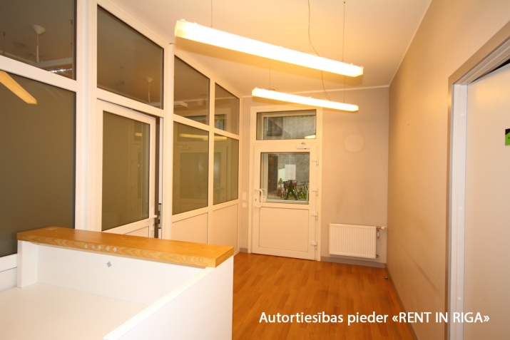 Bruņinieku iela 28 6