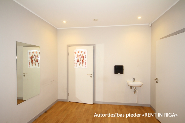 Pārdod dzīvokli, Bruņinieku iela 28, Rīga, Labais krasts, Centrs / 86 000 € 8