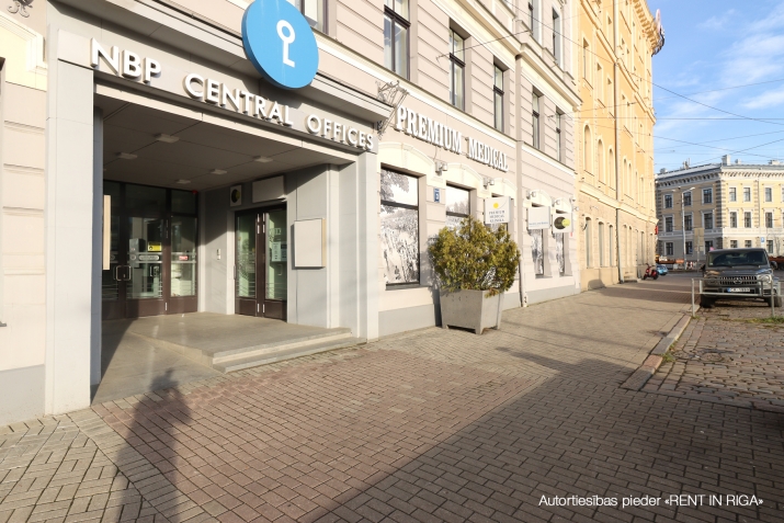 Izīrē biroju, 13. Janvāra iela 3, Rīga, Labais krasts, Centrs / 5 356 € 15