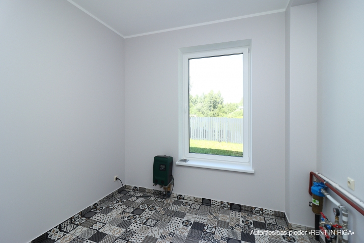 Pārdod māju, Rožu iela 4, Stopiņu novads, Līči / 329 000 € 28