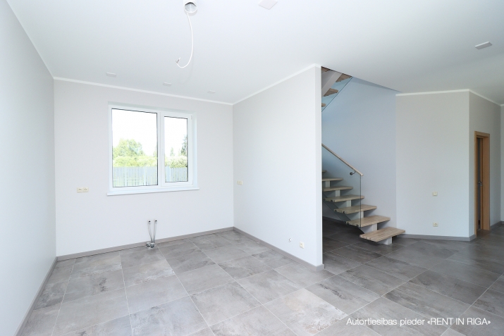 Pārdod māju, Rožu iela 4, Stopiņu novads, Līči / 329 000 € 9