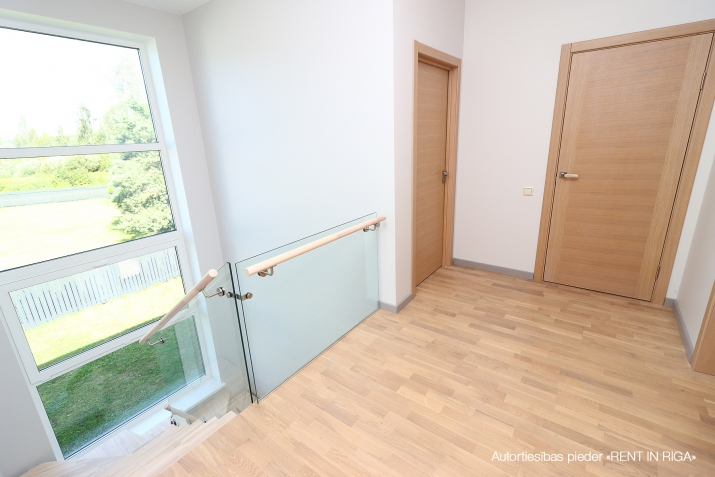 Pārdod māju, Rožu iela 4, Stopiņu novads, Līči / 329 000 € 23