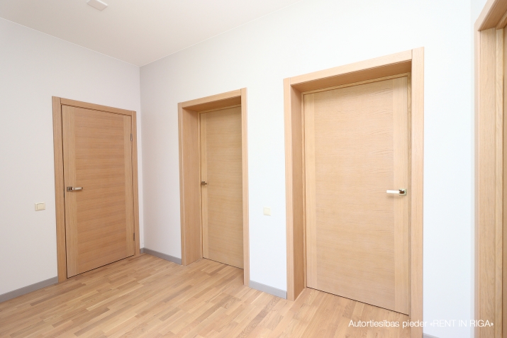 Pārdod māju, Rožu iela 4, Stopiņu novads, Līči / 329 000 € 24
