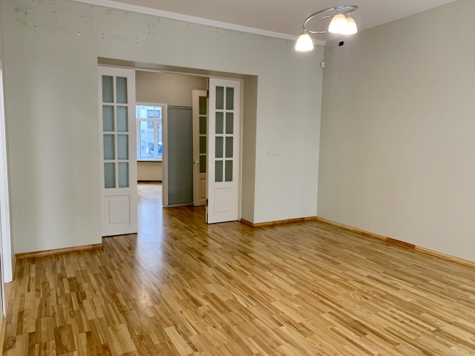 Izīrē biroju, Vīlandes iela 6, Rīga, Labais krasts, Centrs / 1 056 € 8