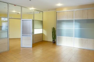Продажа коммерческой недвижимости, Ierēdņu улица 2, Rīga, Labais krasts, Centrs / 83 000 € 3
