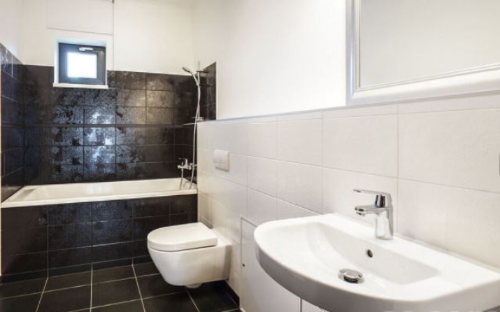 Pārdod māju, Jūras iela 14, Babītes novads, Babītes pagasts, Piņķi / 338 000 € 10