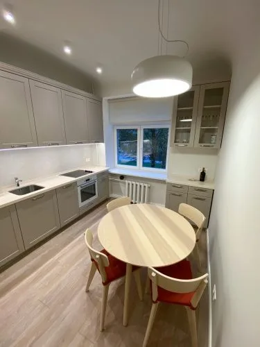 Izīrē dzīvokli, Valdemāra iela 106, Rīga, Labais krasts, Centrs / 600 € 4