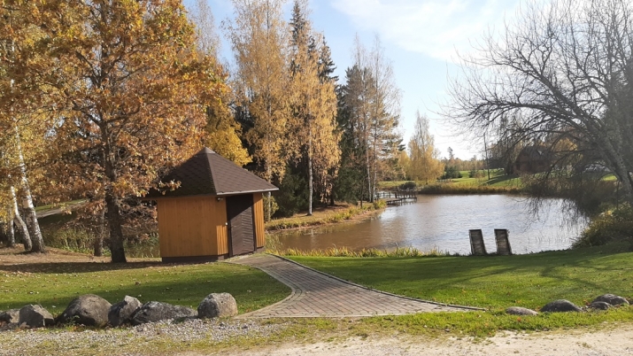 Trīssaliņas ... 22