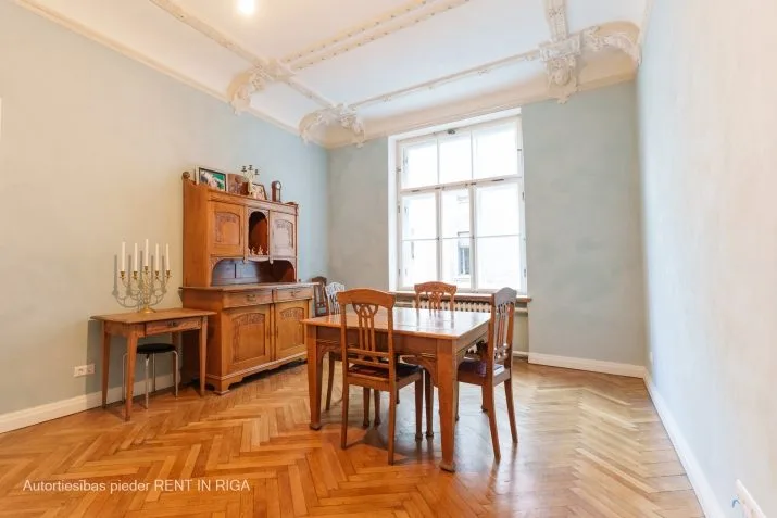 Pārdod dzīvokli, Lāčplēša iela 23, Rīga, Labais krasts, Centrs / 299 000 € 8